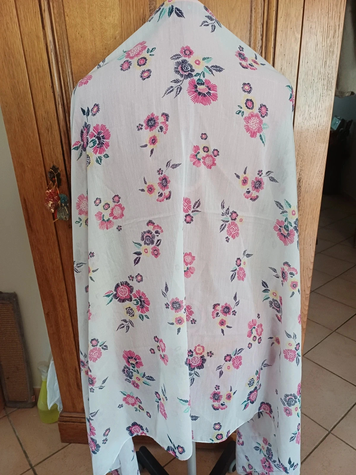 Estola com flores, lenço, volta ao pescoço – photo 2